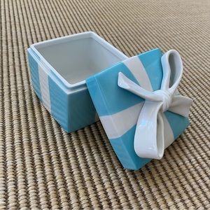Tiffany & Co Vintage Ceramic Jewelry Box